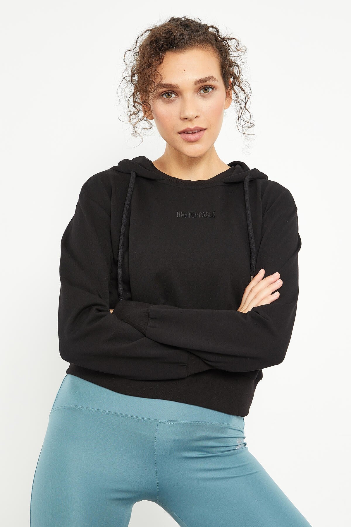 Siyah Yazı Nakışlı Kapüşonlu Kadın Oversize Sweatshirt - 97169