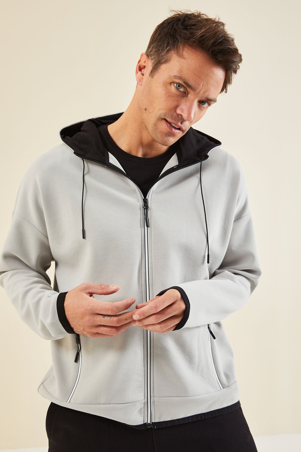 Taş Kapüşonlu  Gizli Cep Detaylı Erkek Sweatshirt - 88288