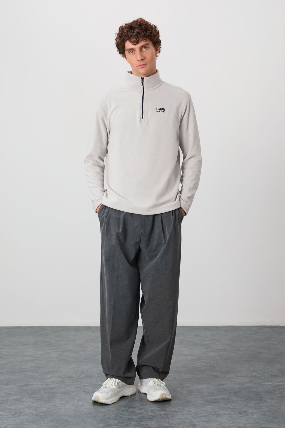 River Taş Dik Yaka Erkek Polar Sweatshirt - 88310