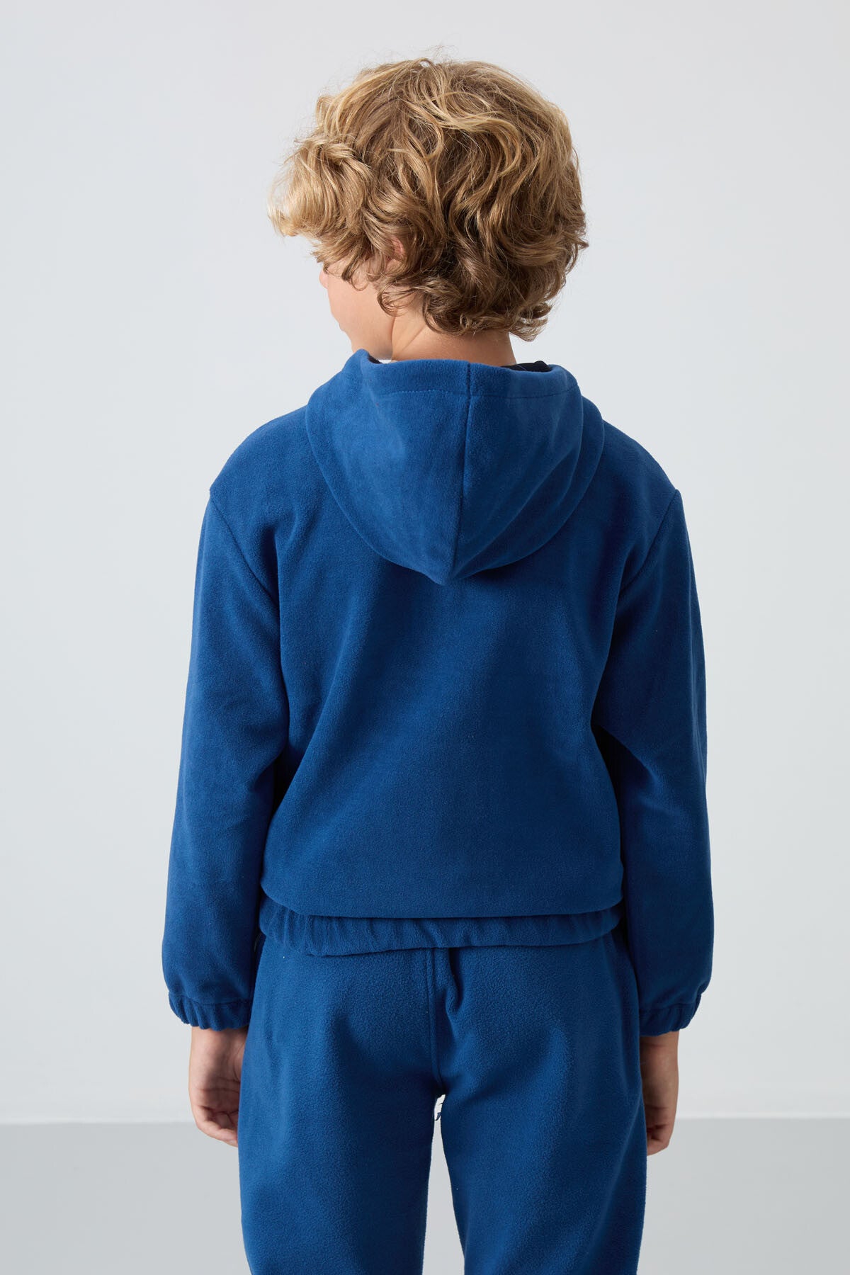 Parlament Kalın Yumuşak Dokulu Standart Fit Nakışlı Polar Erkek Çocuk Sweatshirt - 11230