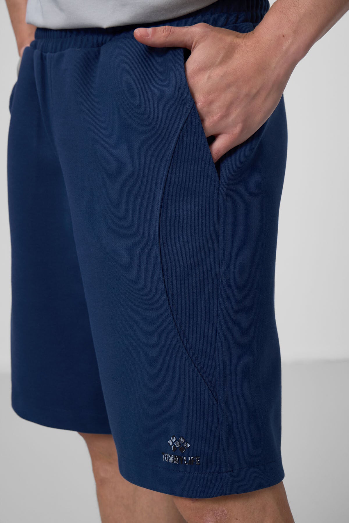 Parlament Yüzeyi Dokulu Oversize Erkek Şort - 81288