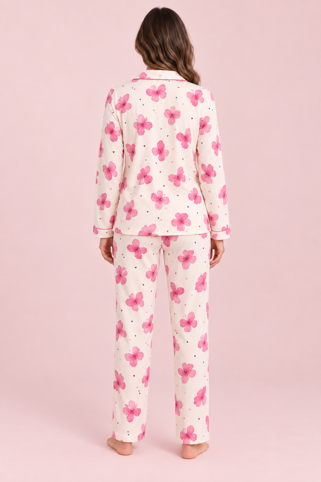 Büyük Beden Süet Kadın Pijama Takımı Krem Pembe Kelebek Desenli