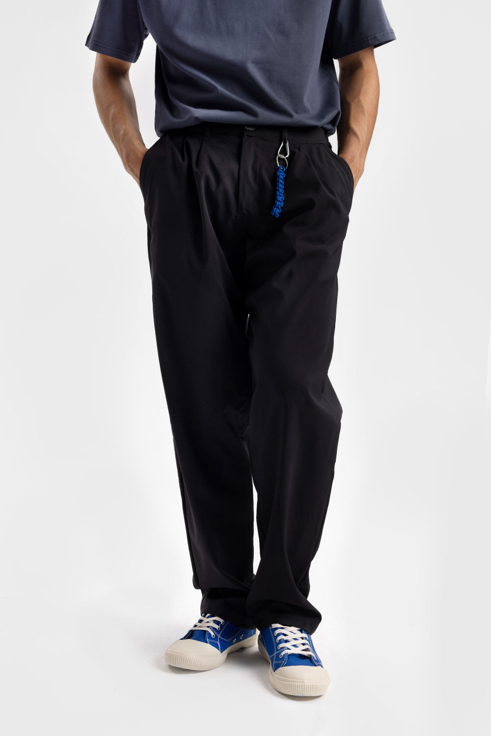 PİLİLİ DÖKÜMLÜ PANTOLON