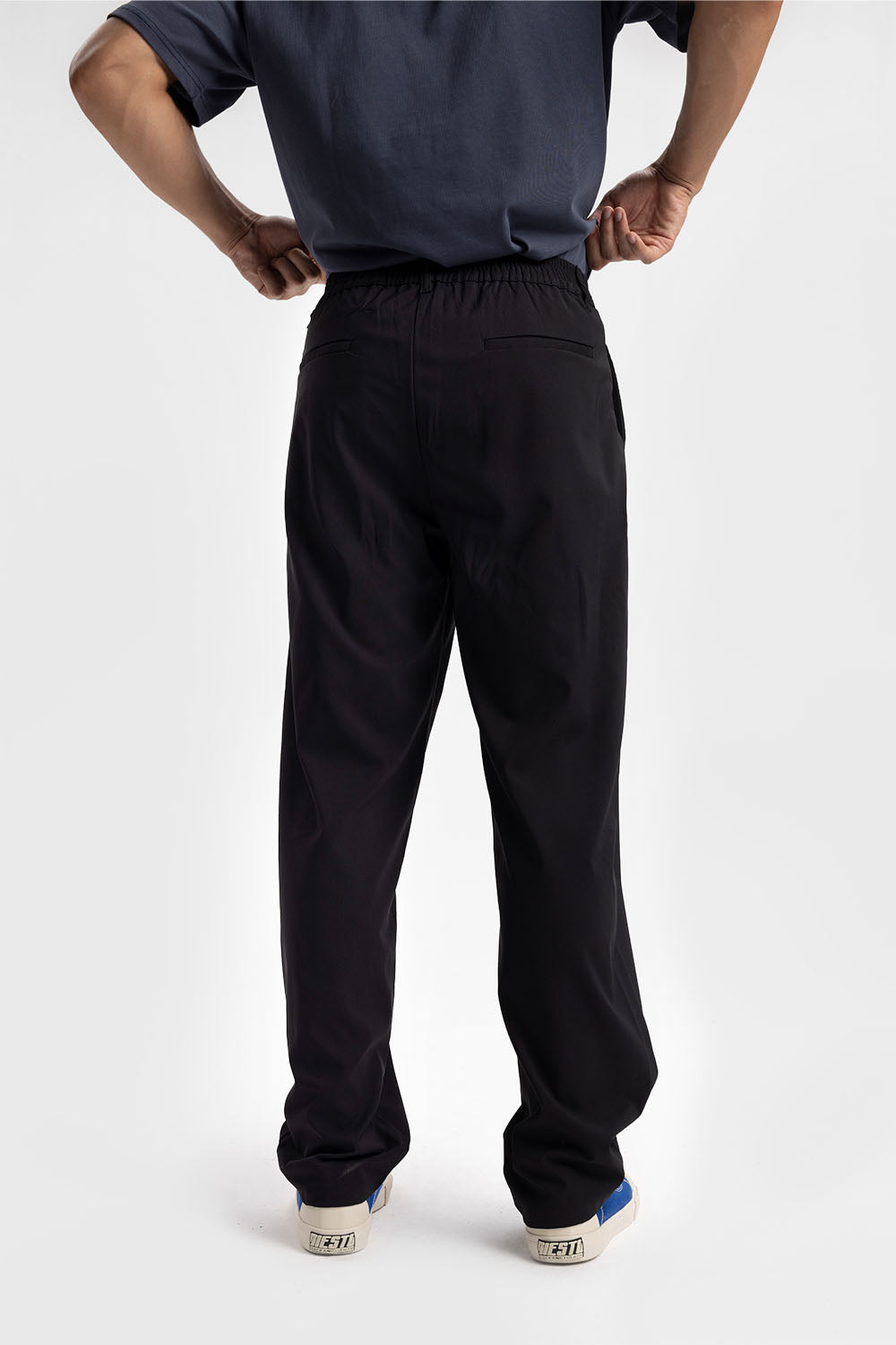 PİLİLİ DÖKÜMLÜ PANTOLON - SİYAH S