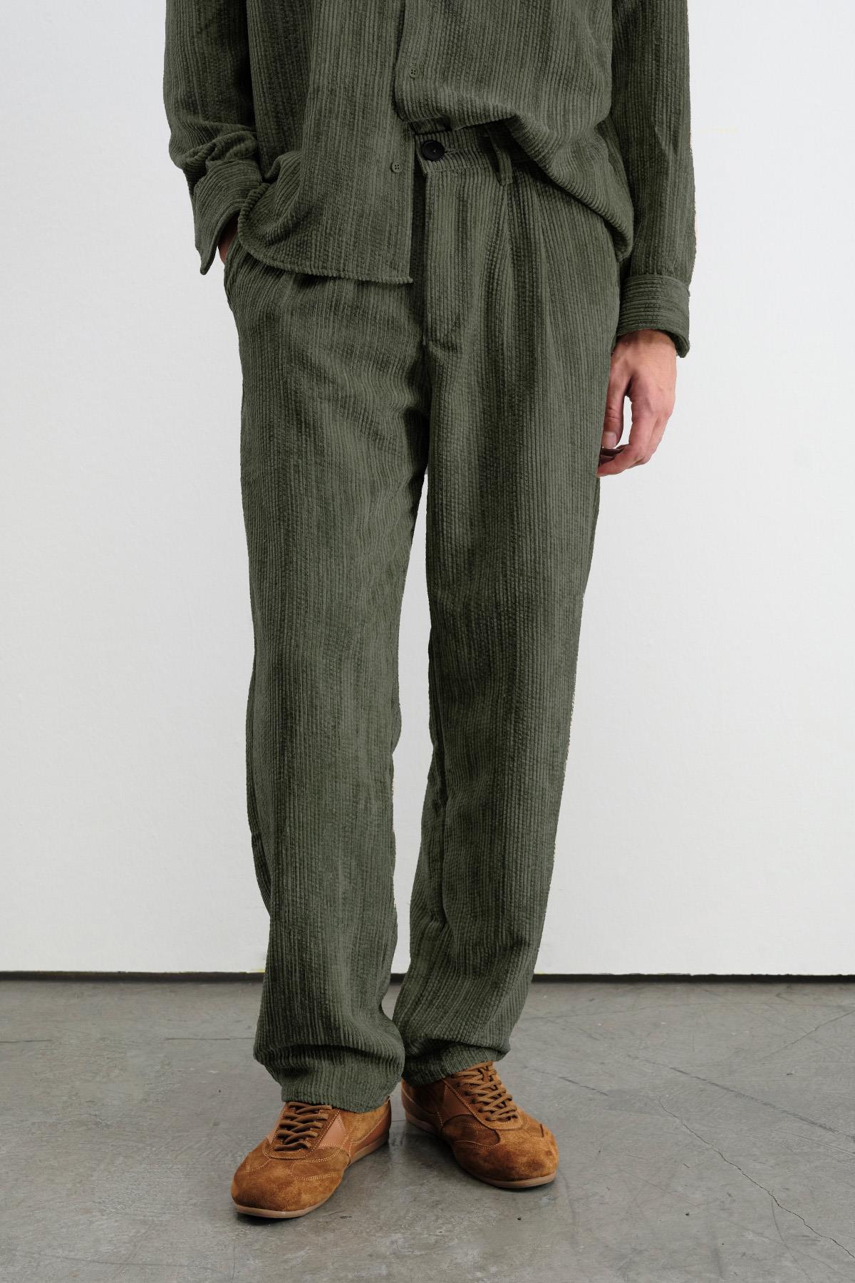 PİLİLİ KADİFE HAKİ PANTOLON