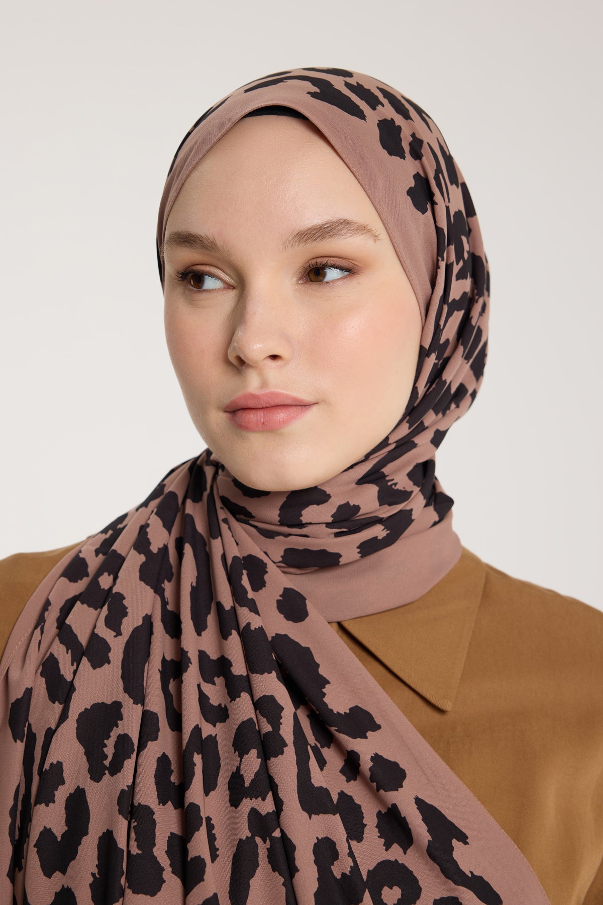 Pure Tone Şal - Leopar Desen - Sütlükahve - Siyah