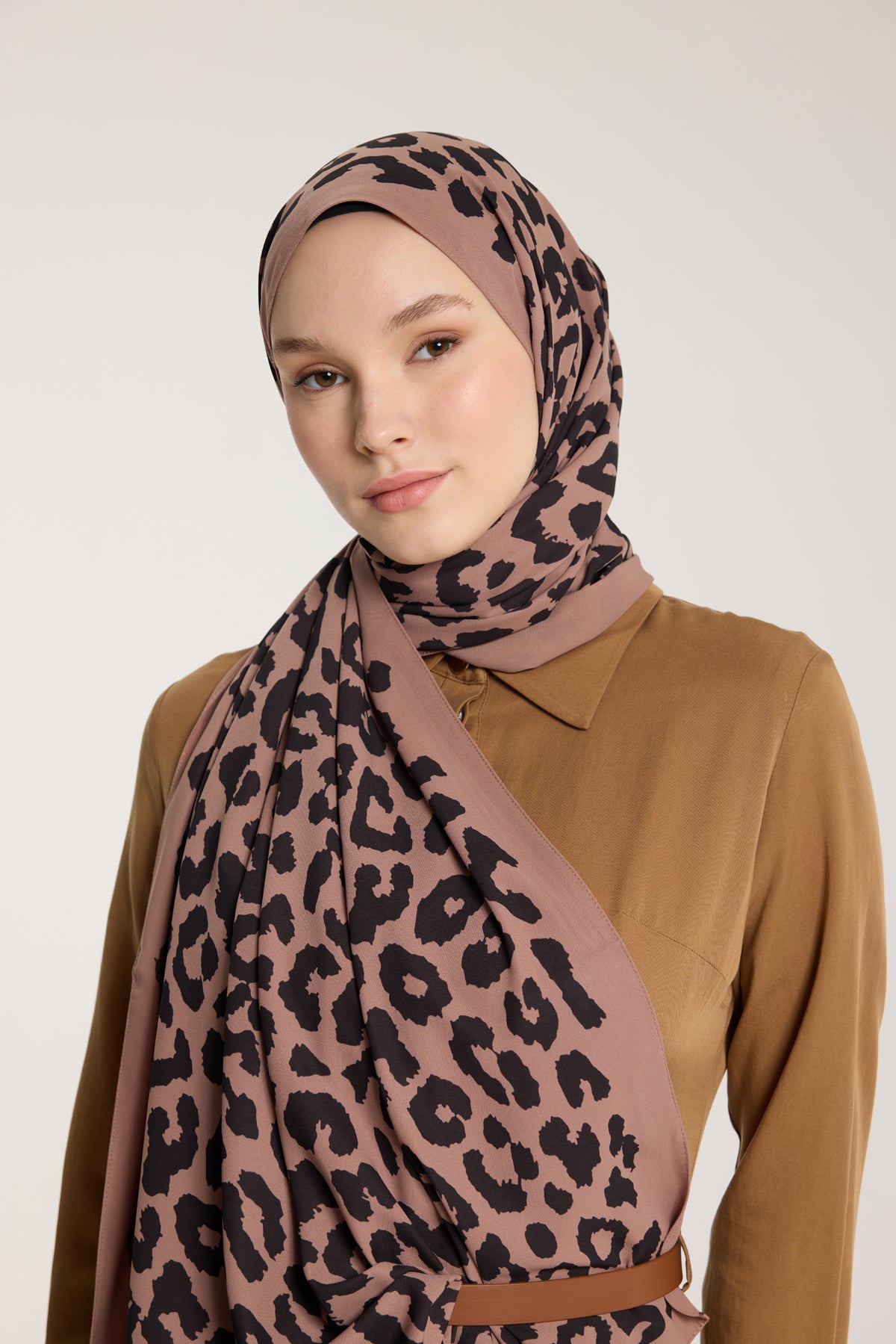 Pure Tone Şal - Leopar Desen - Sütlükahve - Siyah