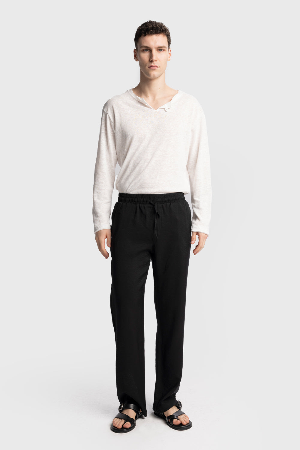 RAHAT KESİM DÖKÜMLÜ PANTOLON