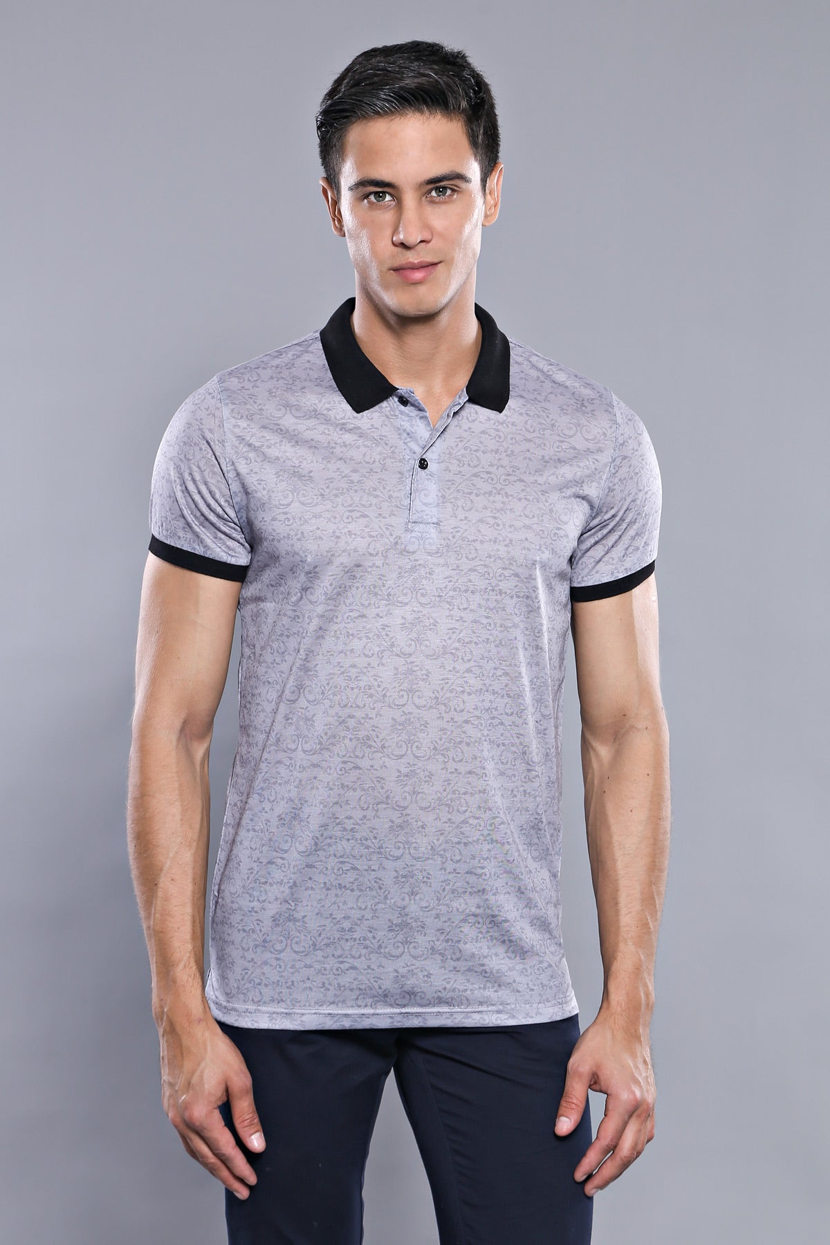 Çiçek Desenli Polo Yaka Gri T-shirt | Wessi