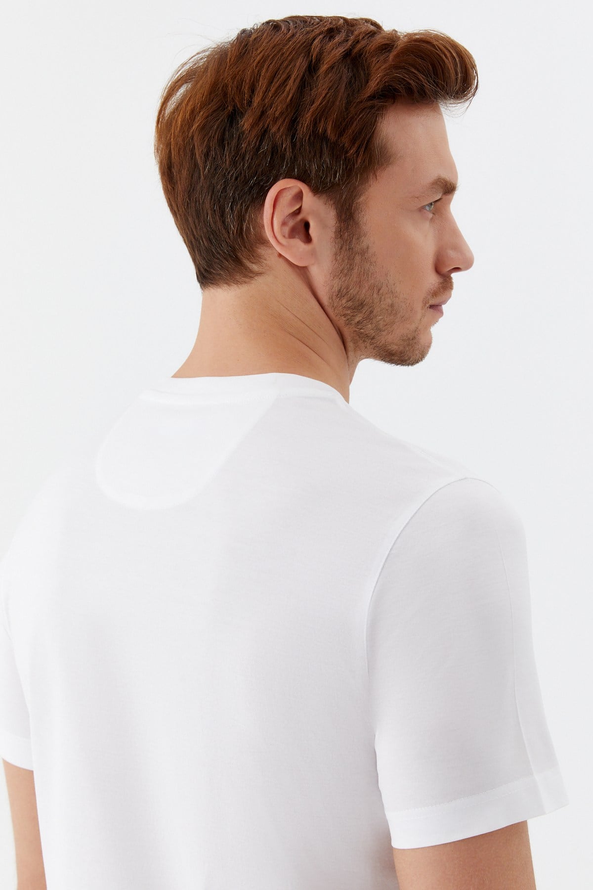 Bisiklet Yaka Basic Erkek T-Shirt Beyaz
