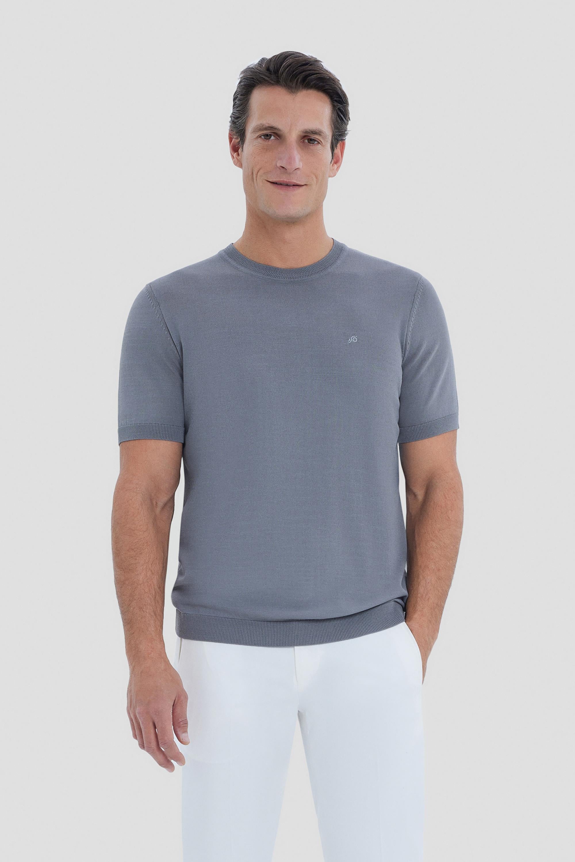 Erkek Gri Dar Kesim Slim Fit Viskon Triko Bisiklet Yaka Tişört