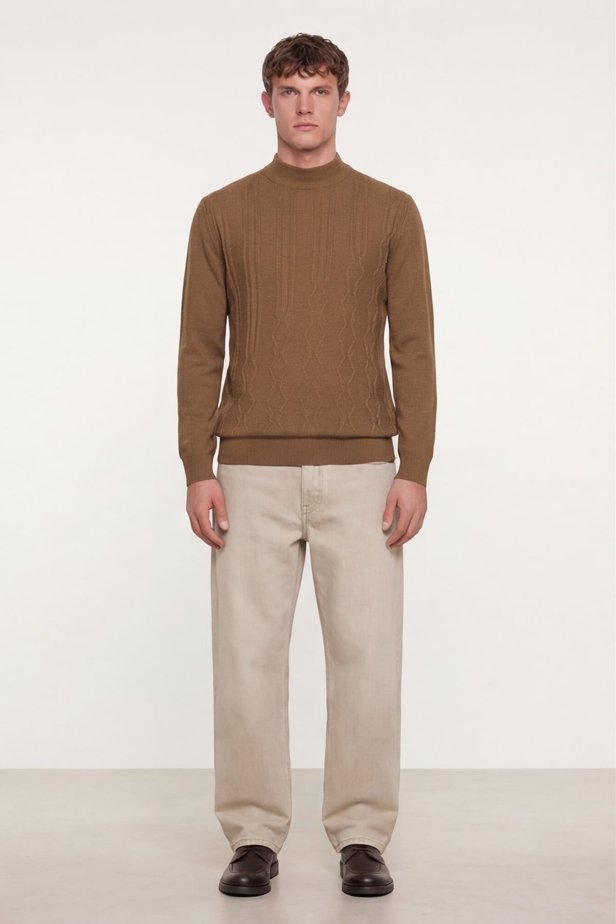 Erkek Camel Dar Kesim Slim Fit Yünlü Yarım Balıkçı Yaka Triko Kazak