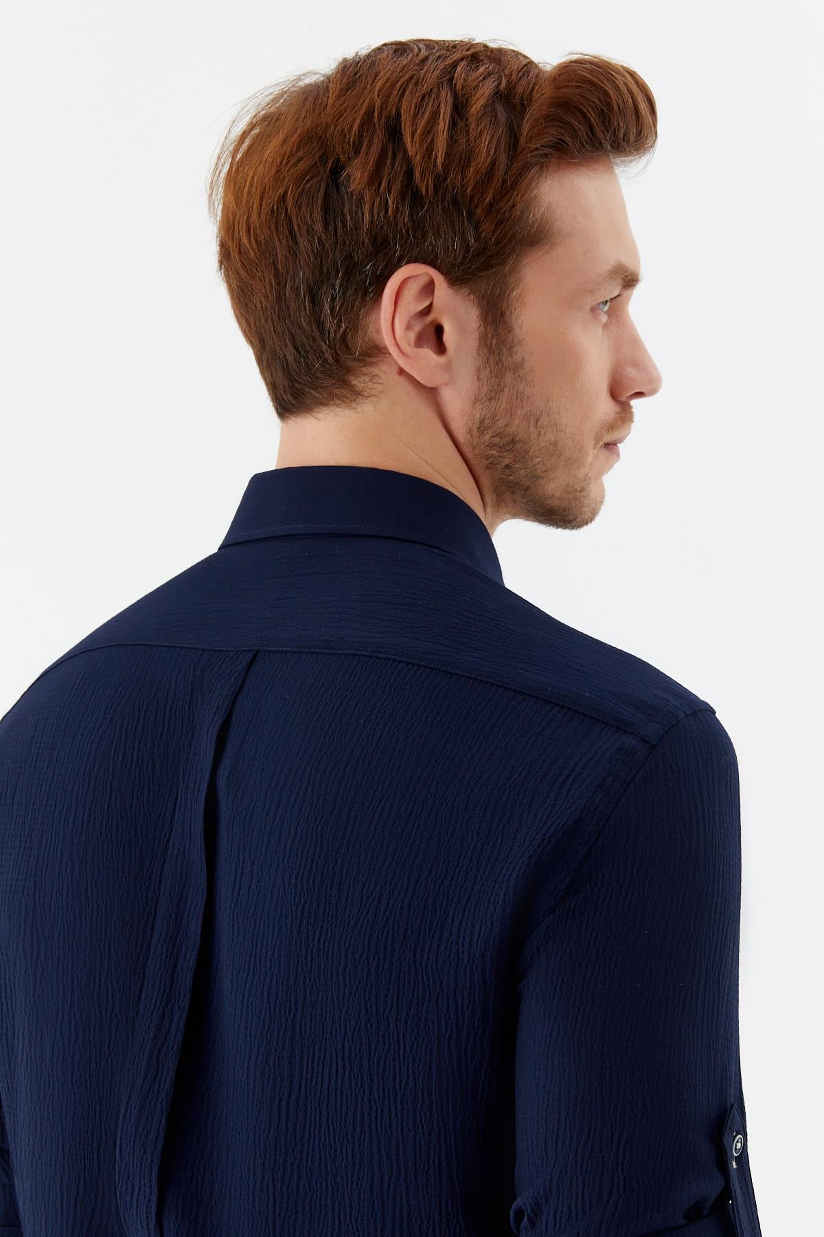 Erkek Lacivert Dar Kesim Slim Fit %100 Pamuk Uzun Kollu Düğmeli Yaka Gömlek