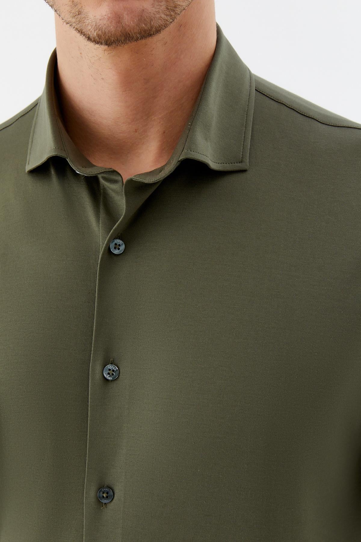 Erkek Haki Dar Kesim Slim Fit %100 Pamuk Düz Dokuma Klasik Yaka Gömlek