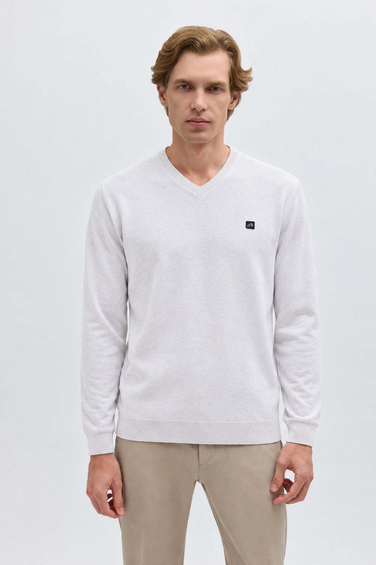Krem Regular Fit Pamuklu V Yaka Triko Kazak