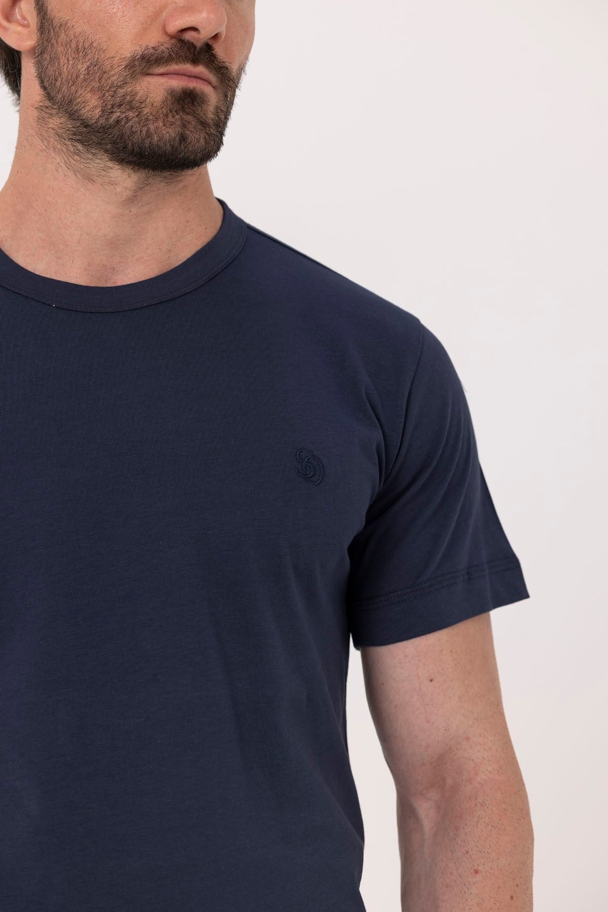 Lacivert Nakışlı %100 Pamuk Bisiklet Yaka Düz Renk Basic T-Shirt