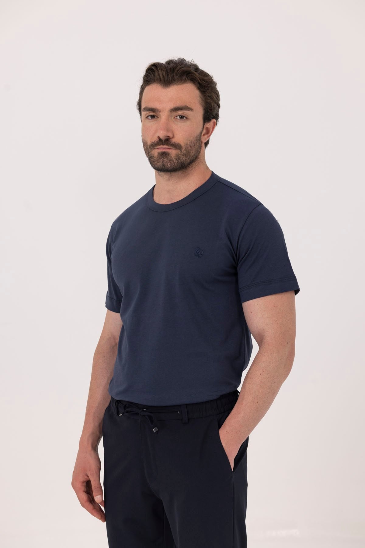 Lacivert Nakışlı %100 Pamuk Bisiklet Yaka Düz Renk Basic T-Shirt