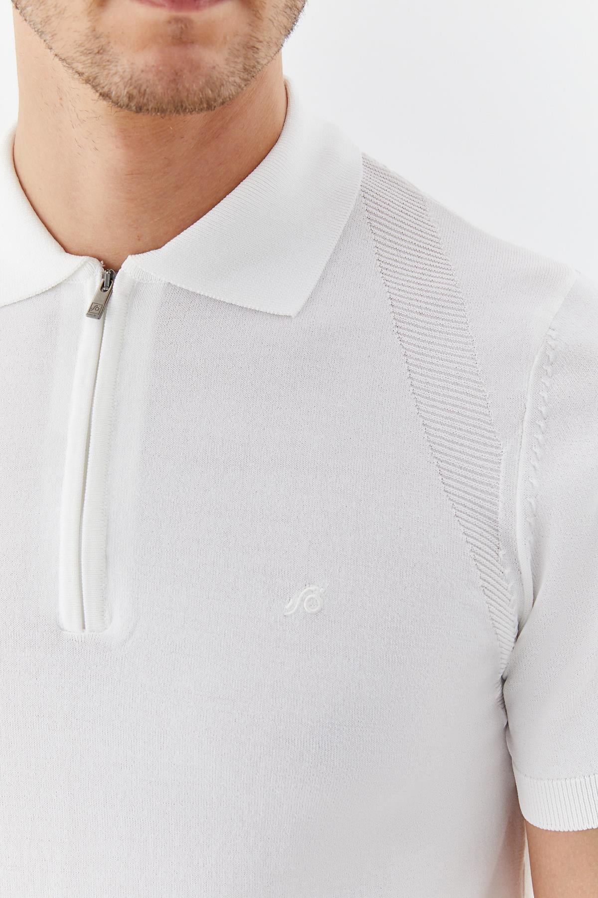 Ekru Reglan Ayaksız Triko Polo Yaka Fermuarlı T-Shırt