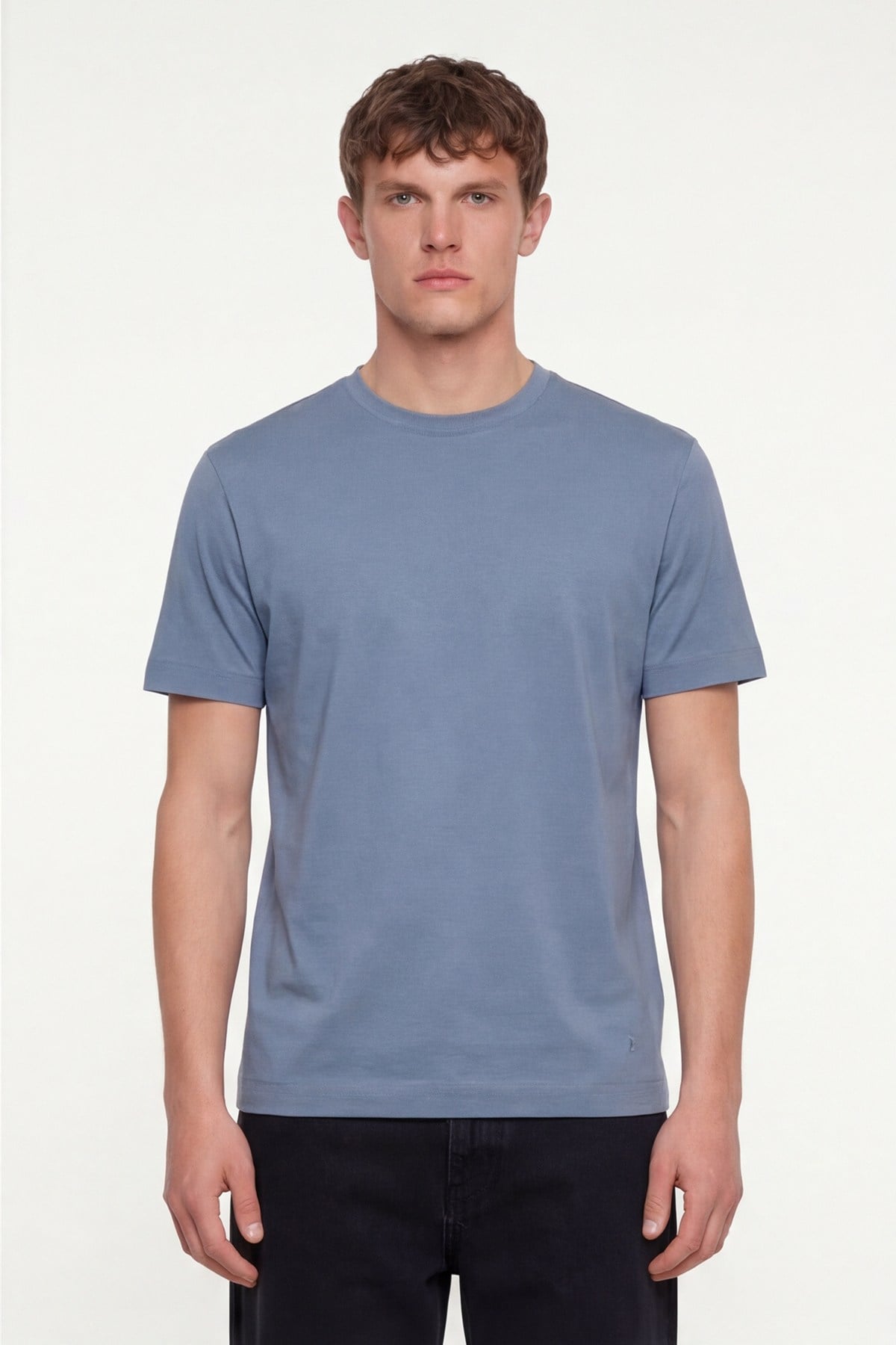 Erkek Koyu Gri Normal Kesim Regular Fit %100 Pamuk Dokuma Bisiklet Yaka Basic T-Shirt