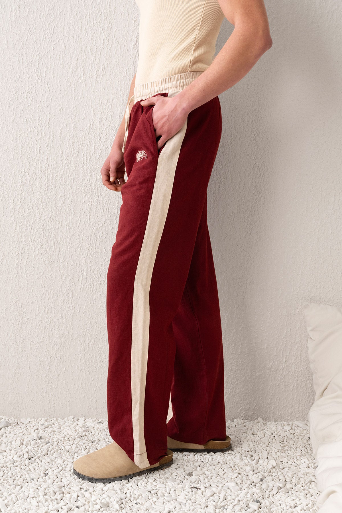 ŞERİT DETAYLI KETEN BORDO PANTOLON - BORDO S