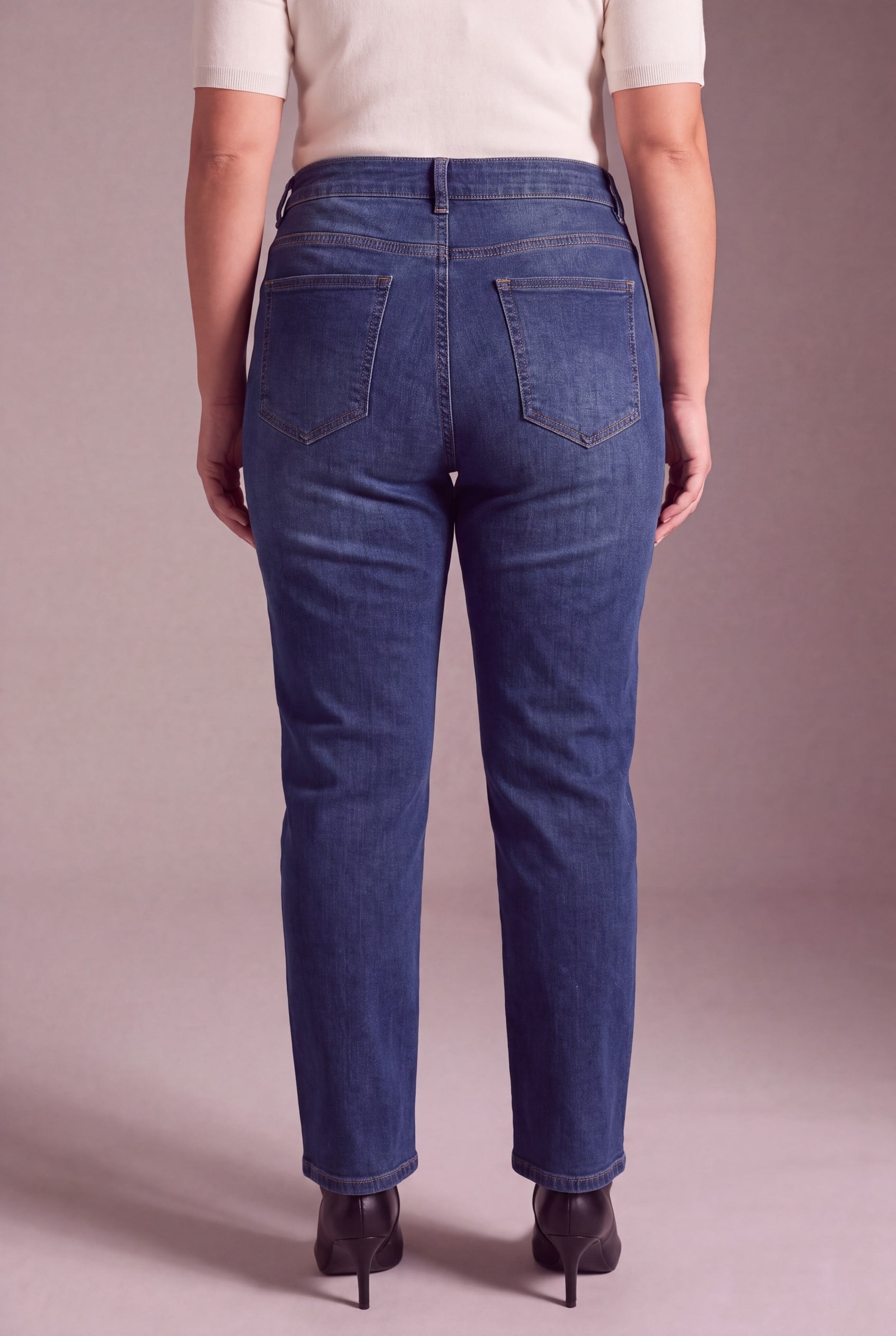 Serpme Taş Detaylı Boru Paça Büyük Beden Denim Pantolon Mavi