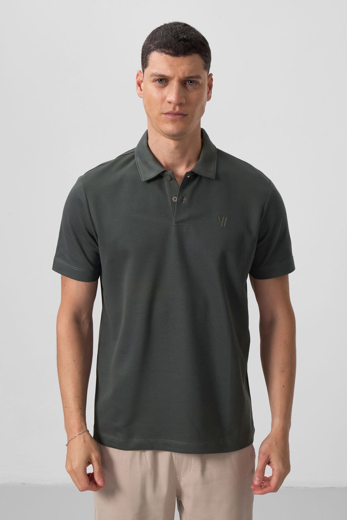 Standart Fit Basic Polo Yaka  3'lü Paket Siyah-Beyaz-Çağla Erkek T-Shirt  87768