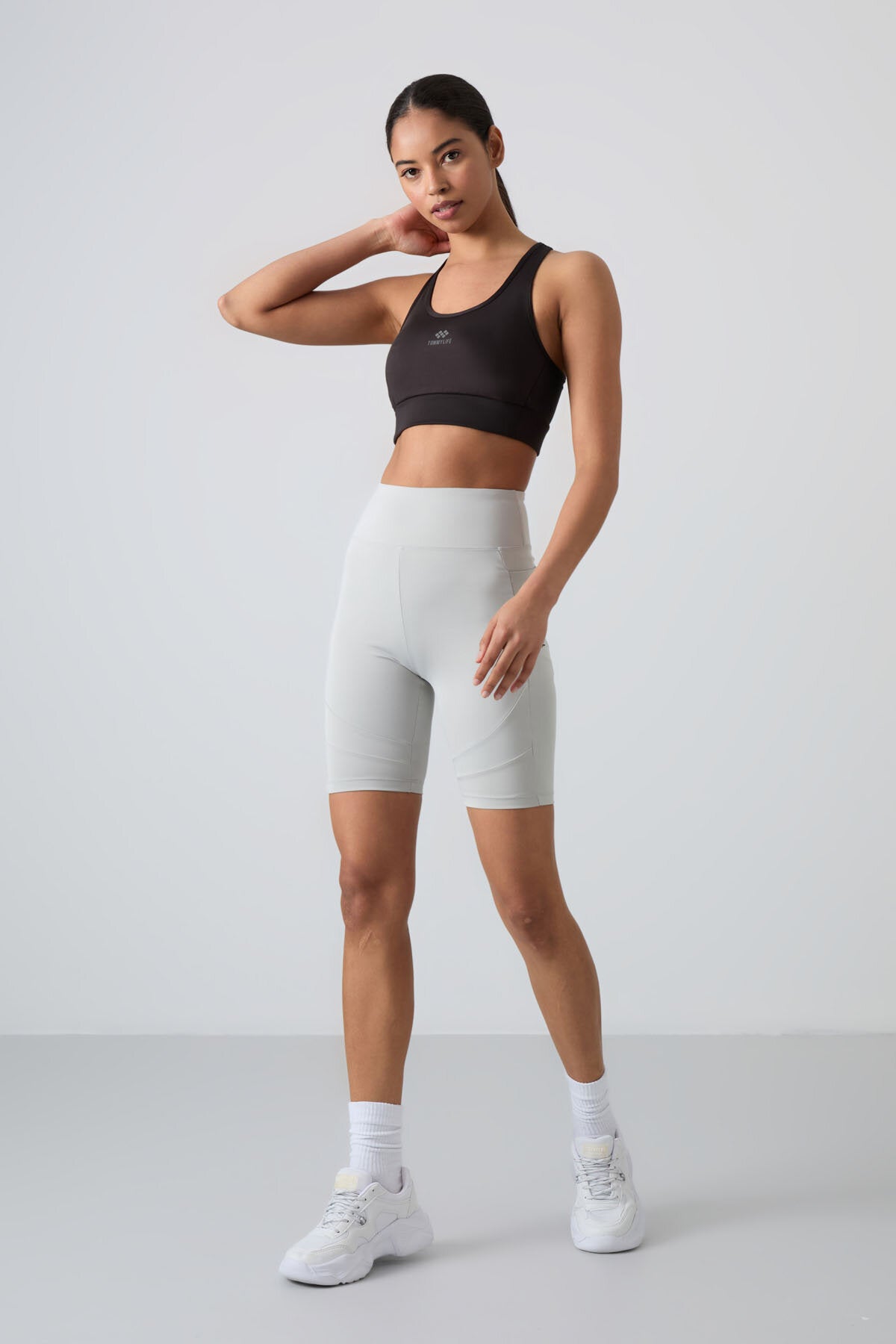 Slim Fit U Yaka 2'li Paket Siyah-Beyaz Kadın Spor Büstiyer - 97121