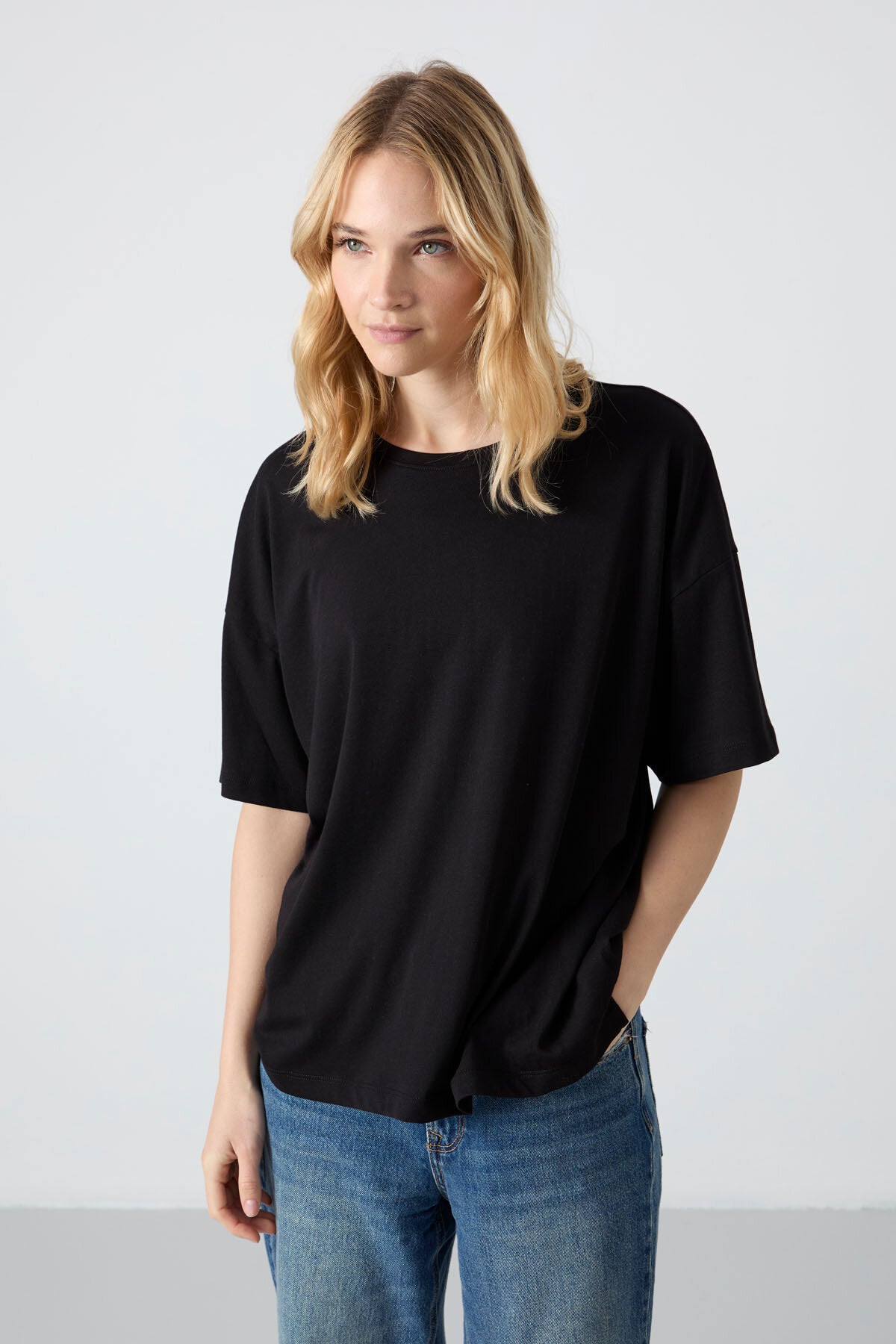 Oversize Fit Basic O Yaka 3'lü Paket Siyah Kadın T-Shirt  97285