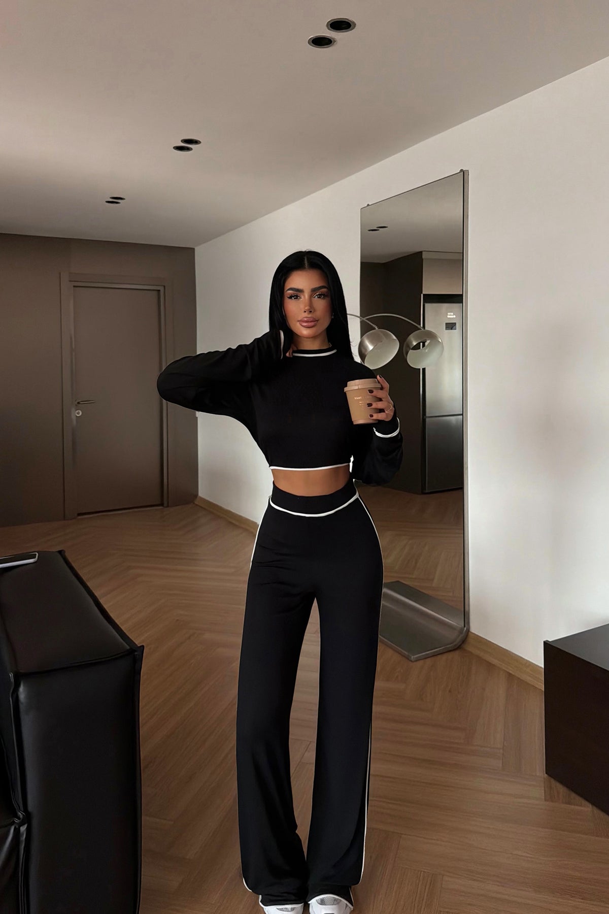 Siyah Lorisy Takım ATE-4020