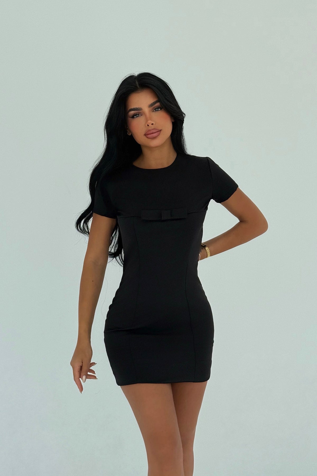 Siyah Ynise Fiyonk Detaylı Mini Elbise ATE-3015
