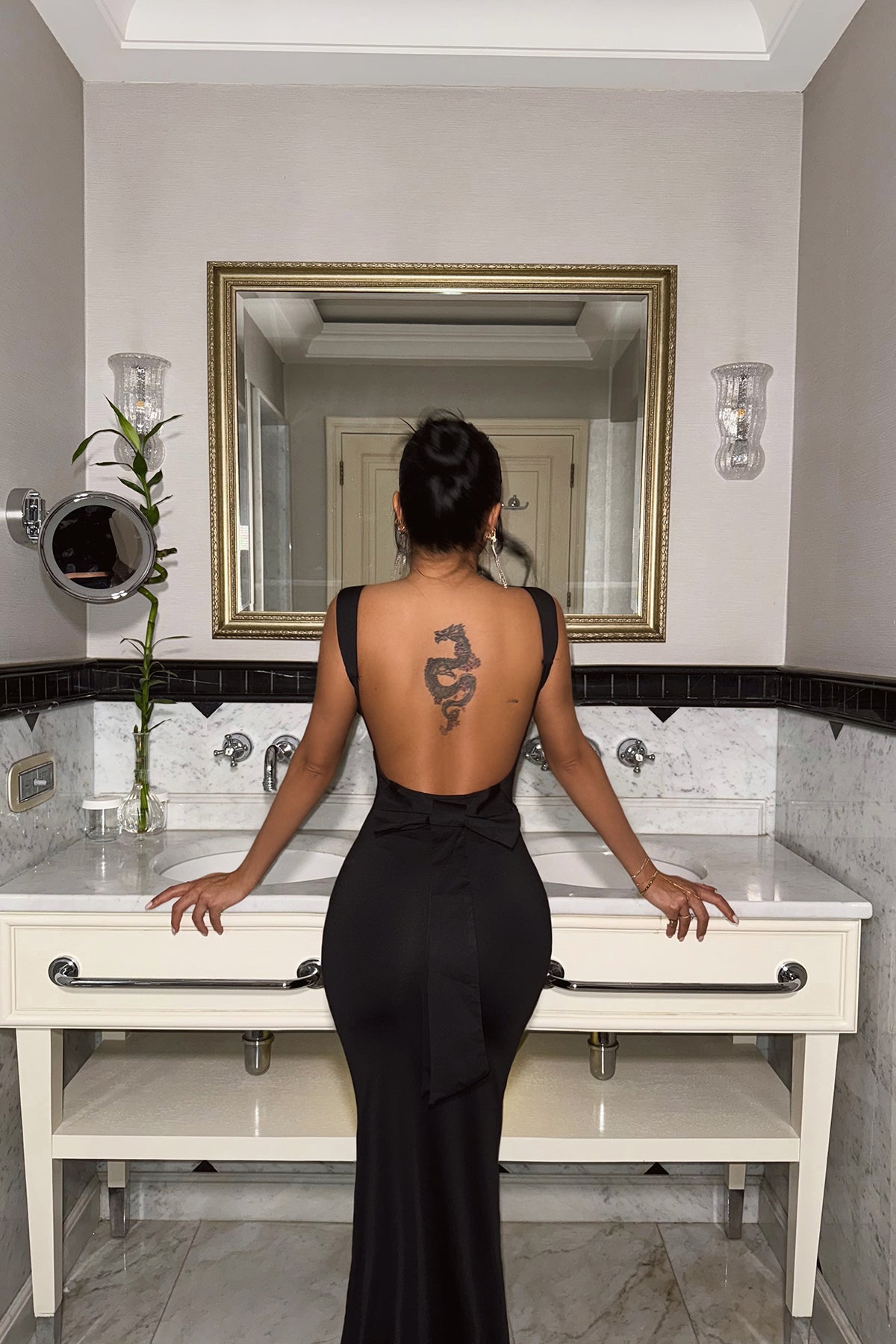 Siyah Liliana Arkası Fiyonk Detaylı Elbise  ATE-2134