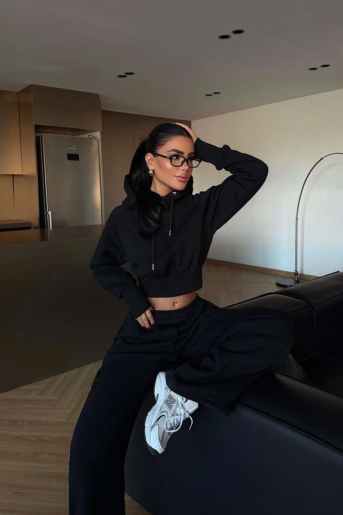 Siyah Scarf Kapşonlu Eşofman Takım ATE-3697