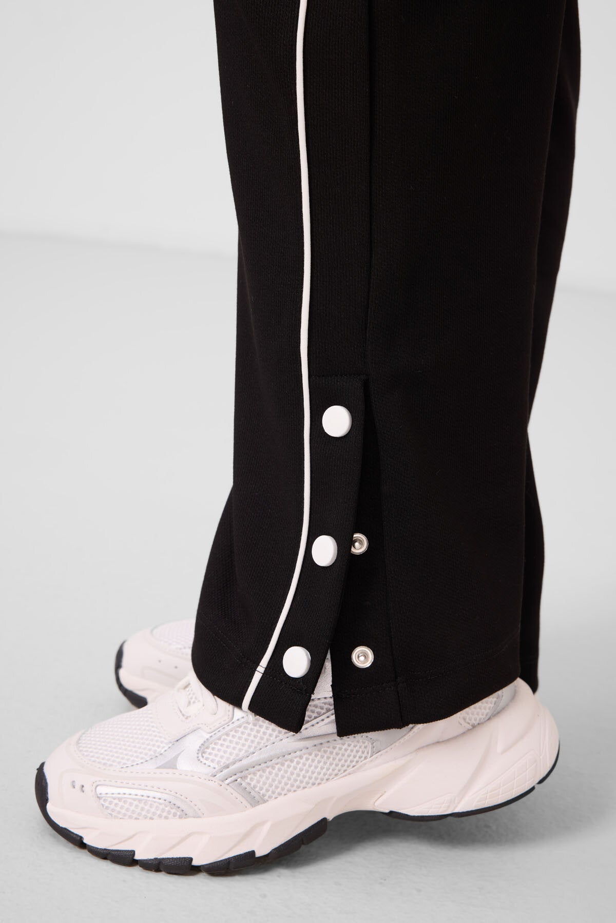 Siyah Geniş Paça Çıt Çıt Detaylı Kız Çocuk Palazzo Pantolon - 75199