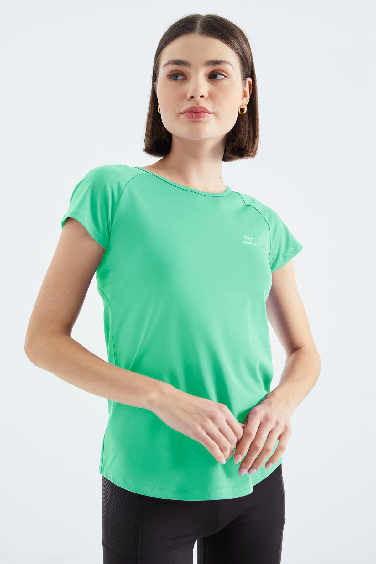 Su Yeşili Sırt Pencereli Kısa Kol Standart Kalıp O Yaka Kadın T-Shirt - 97101