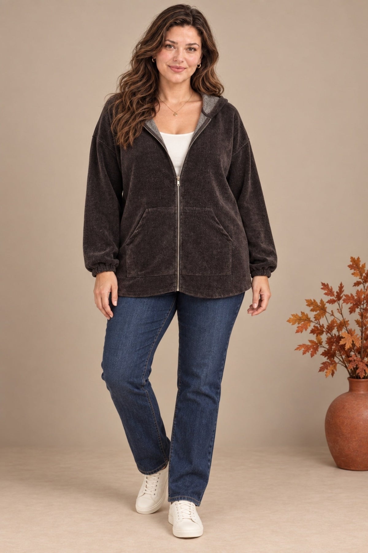 Yumuşak Kadife Tuşeli Fermuarlı Büyük Beden Sweatshirt Kahve