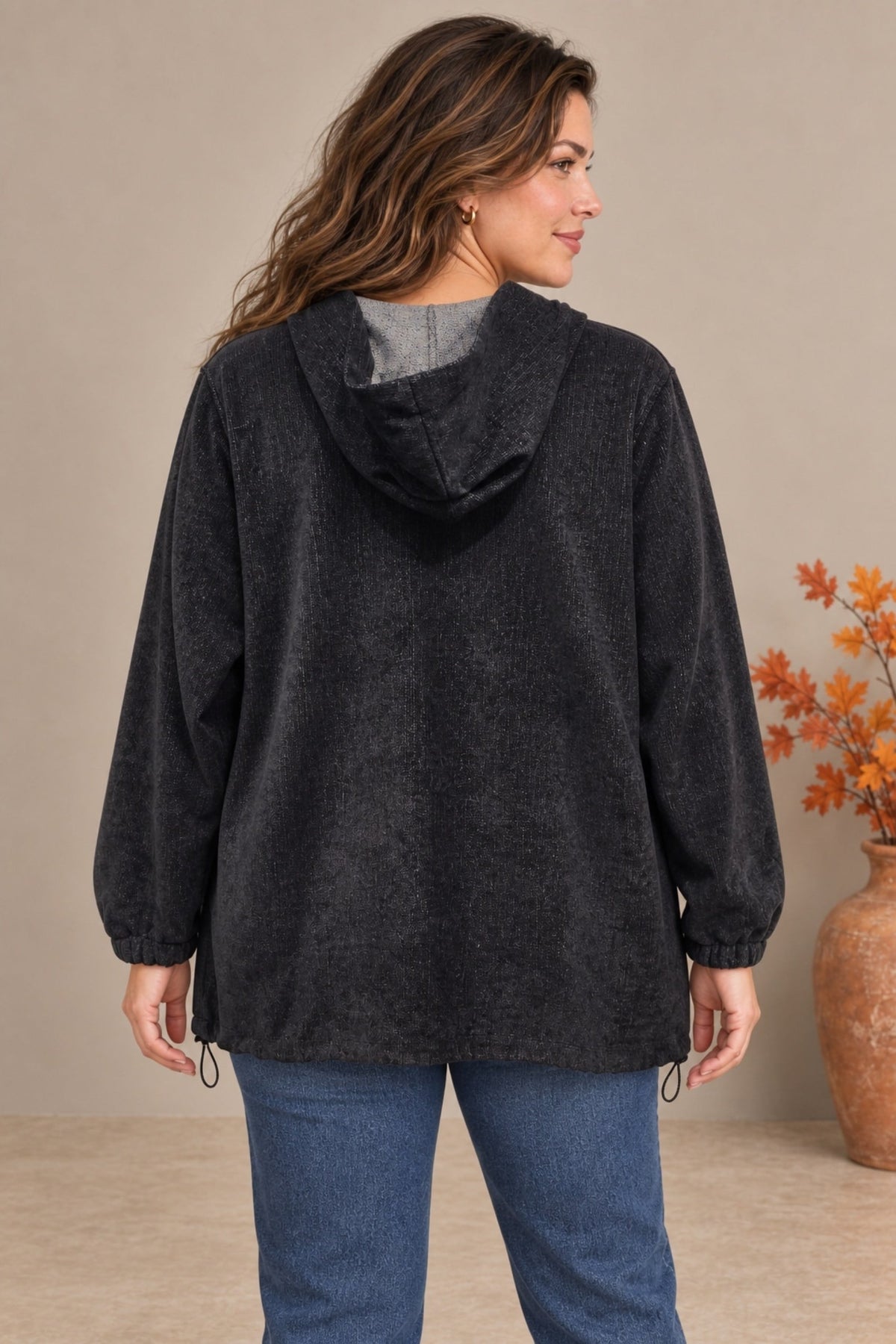 Yumuşak Kadife Tuşeli Fermuarlı Büyük Beden Sweatshirt Siyah