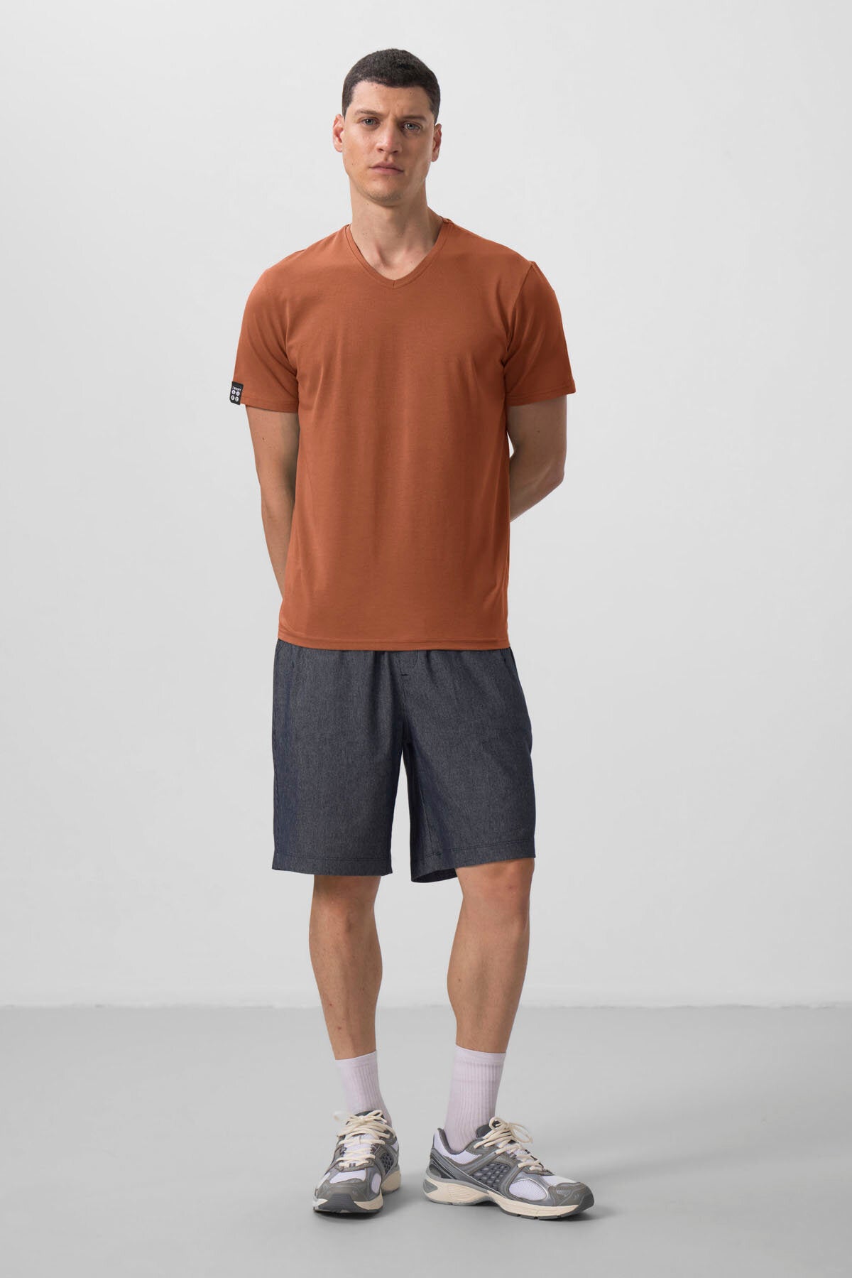 Tarçın Basic Kısa Kol Standart Kalıp V Yaka Erkek T-Shirt - 87912