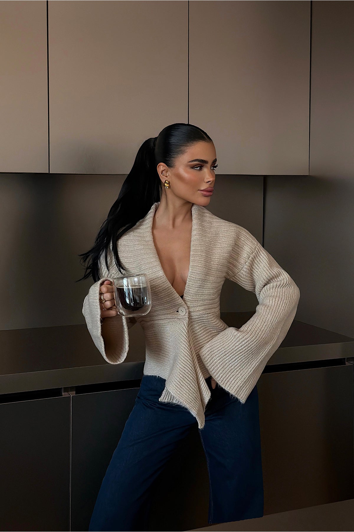 Taş Düğme Detay Hırka ATE-4615