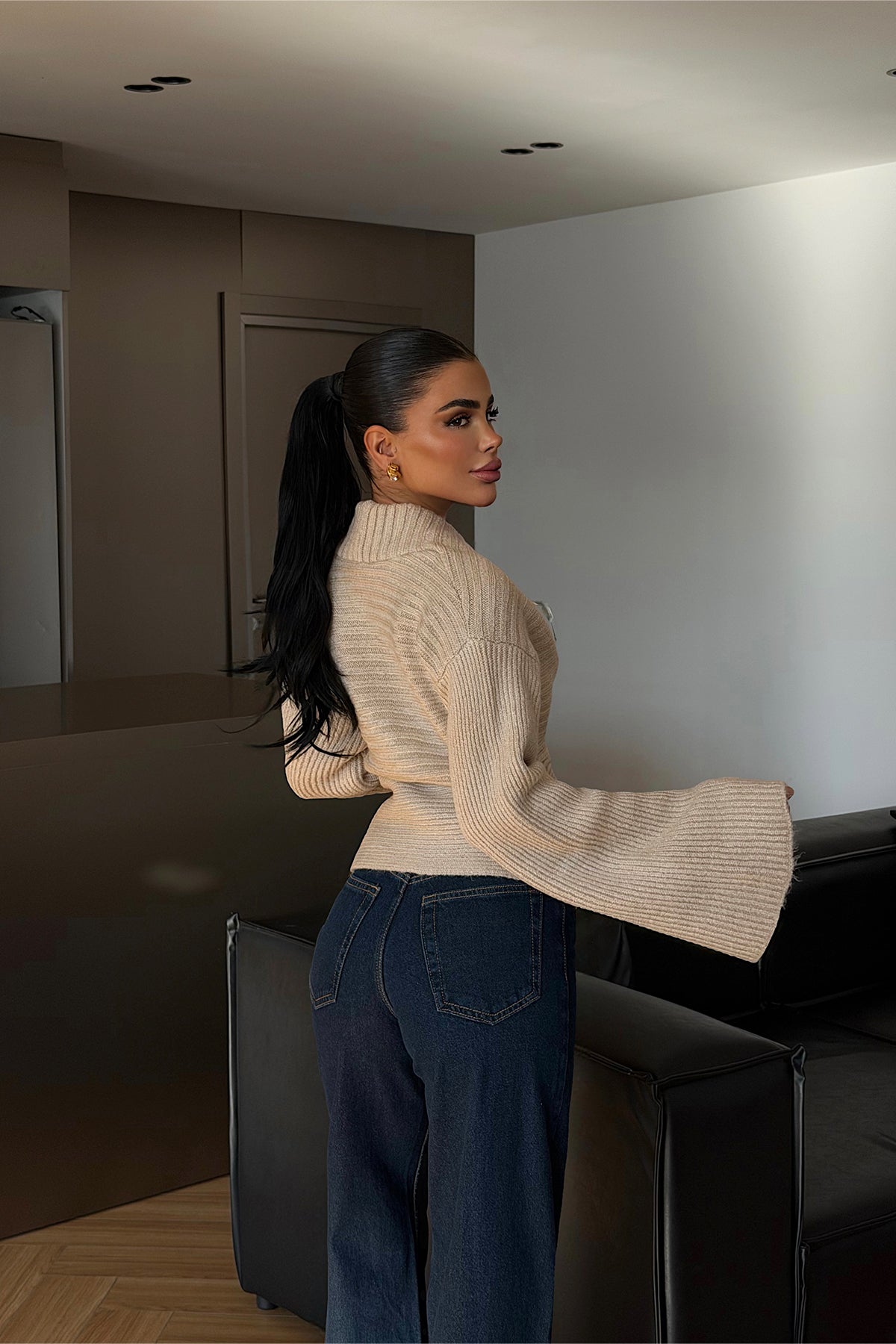 Taş Düğme Detay Hırka ATE-4615