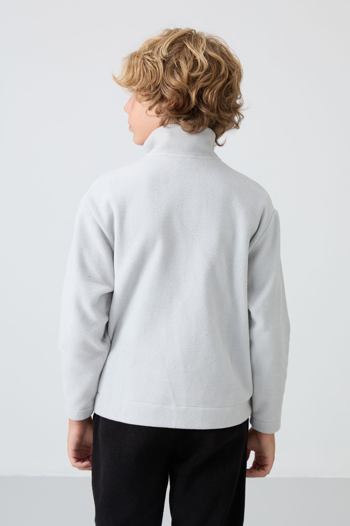 Taş Kalın Yumuşak Dokulu Standart Fit Nakışlı Polar Erkek Çocuk Sweatshirt - 11221