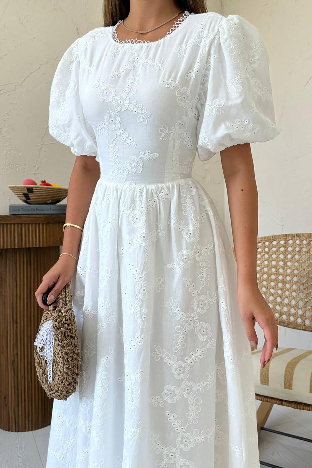 Toptan Beyaz Arkası Bağlamalı Brode Elbise