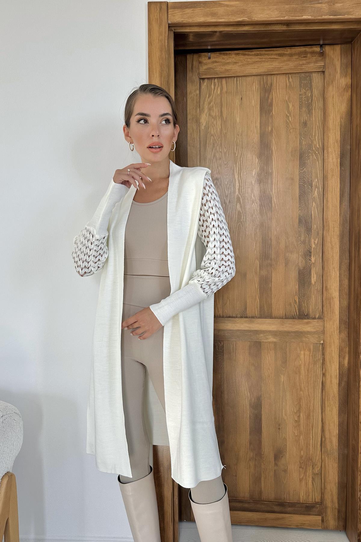 Toptan Ekru Kolları Örgülü Triko Hırka