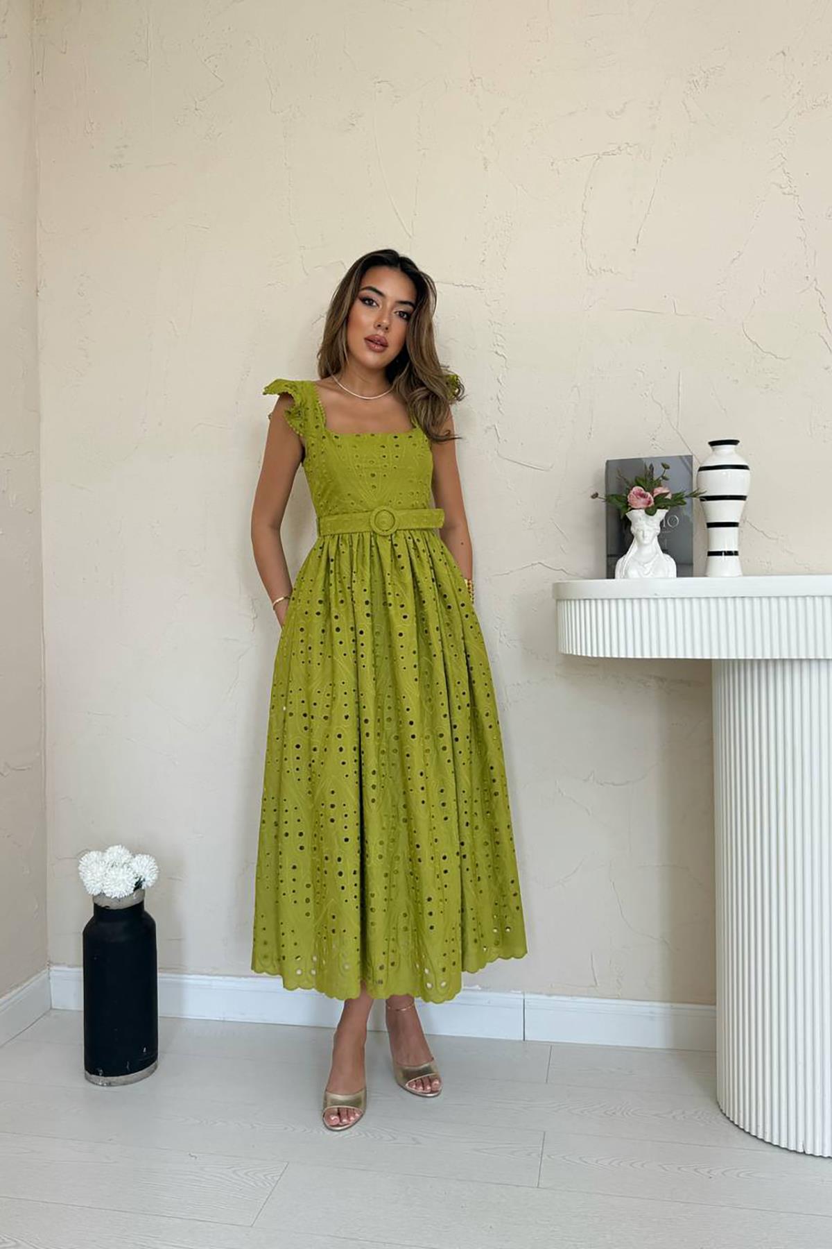 Toptan Fıstık Yeşili Dantelli Brode Elbise