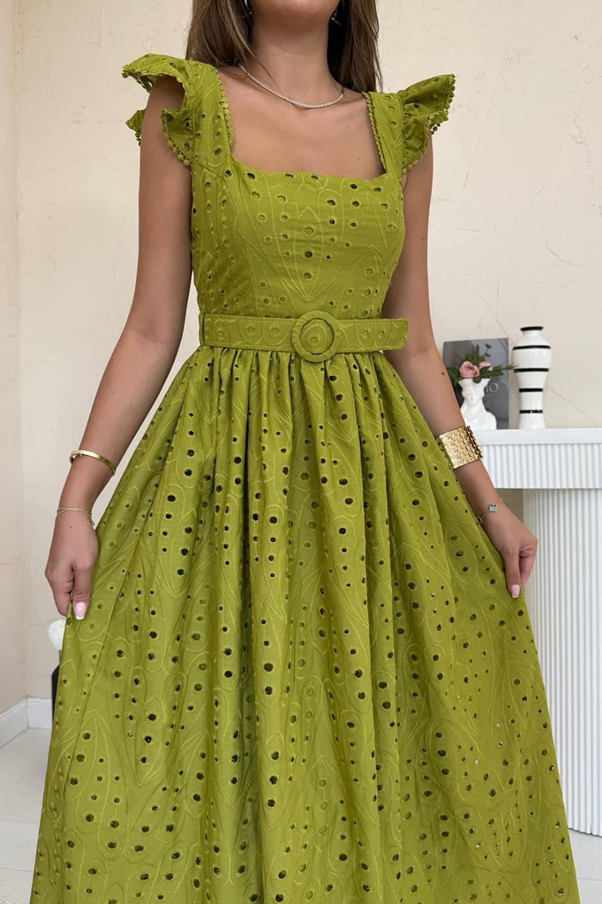 Toptan Fıstık Yeşili Dantelli Brode Elbise
