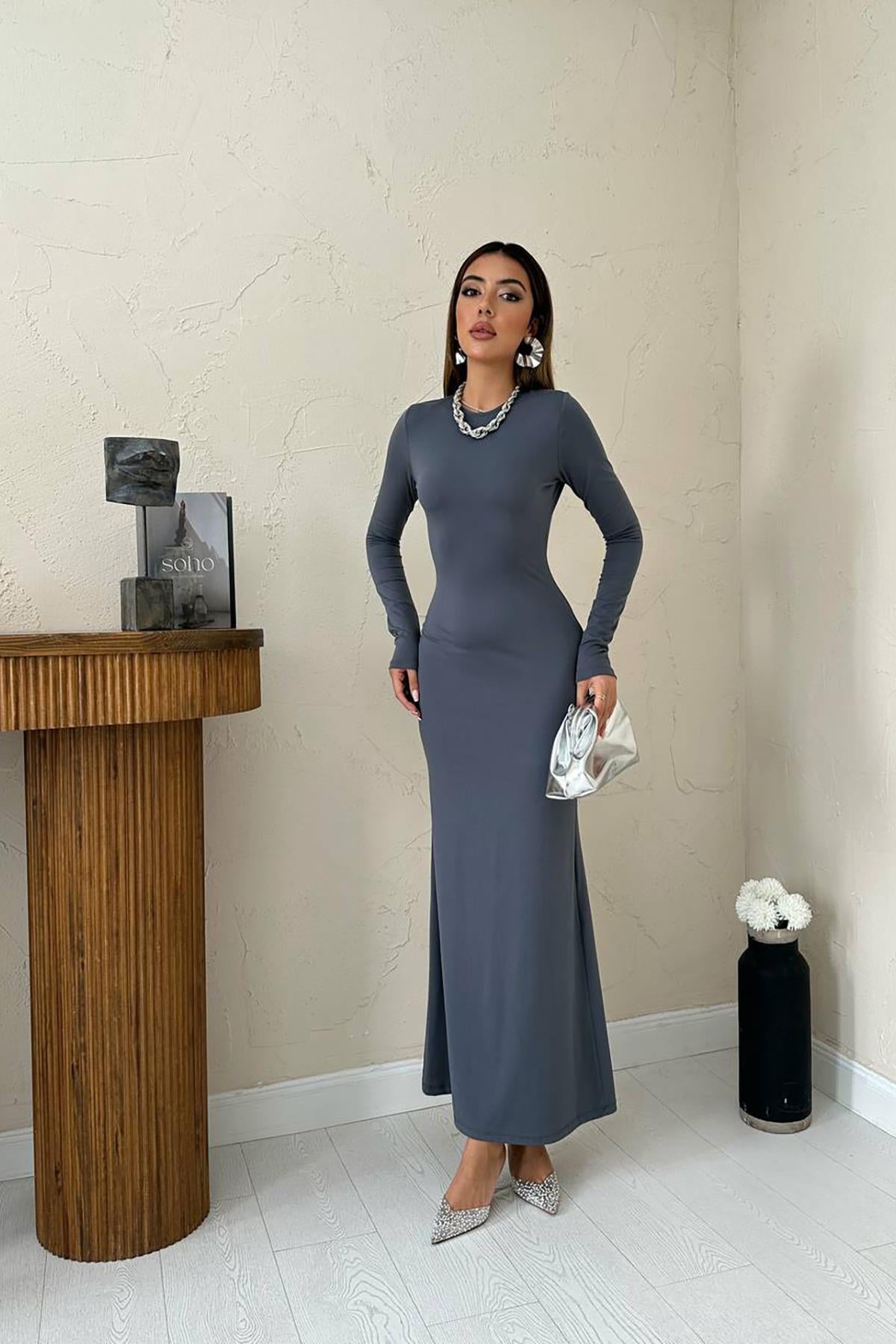 Toptan Gri Vücudu Saran Uzun Elbise Gri L