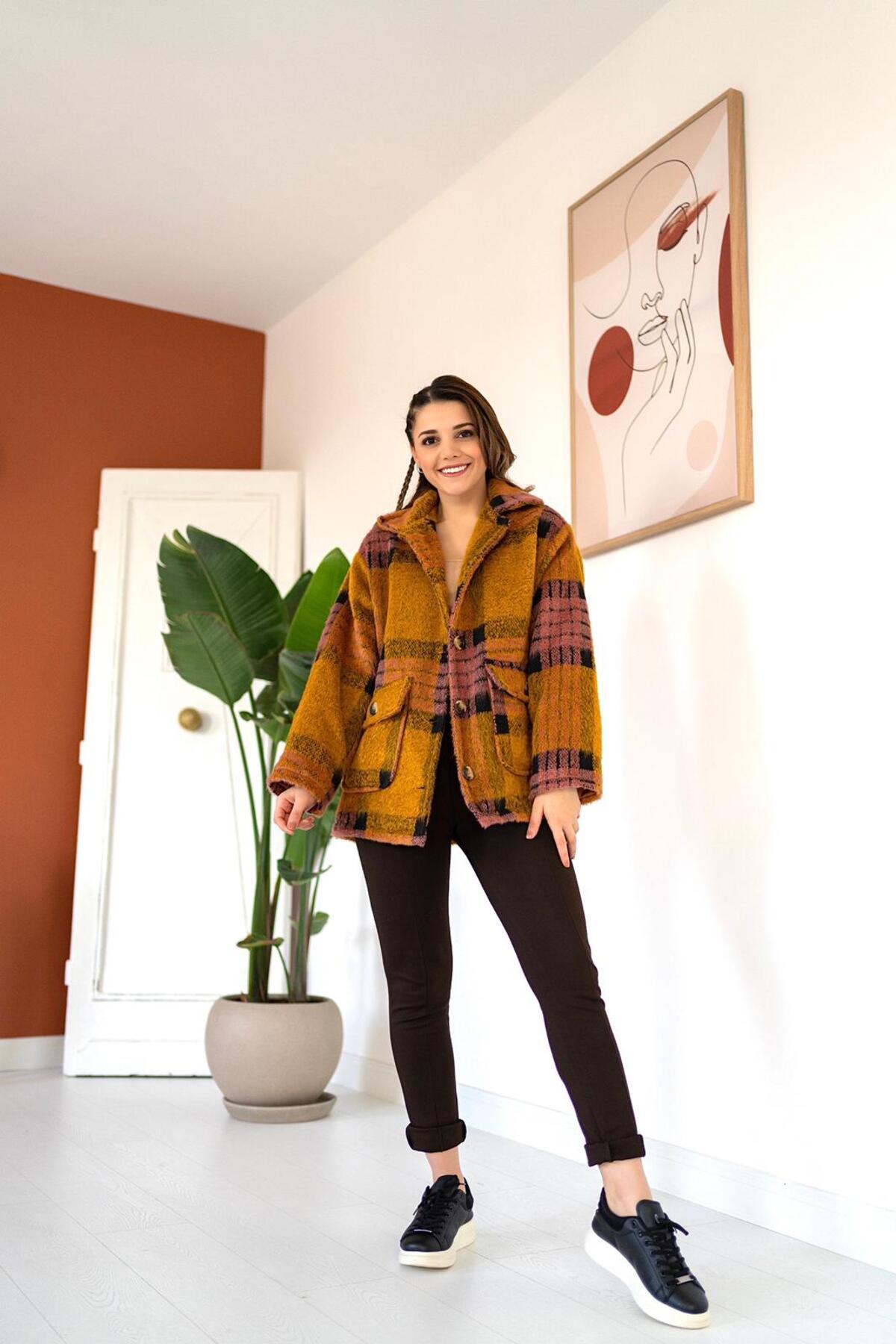 Toptan Hardal Fuşya Düğmeli Ekoseli Kadın Kaban Hardal Fuşya M