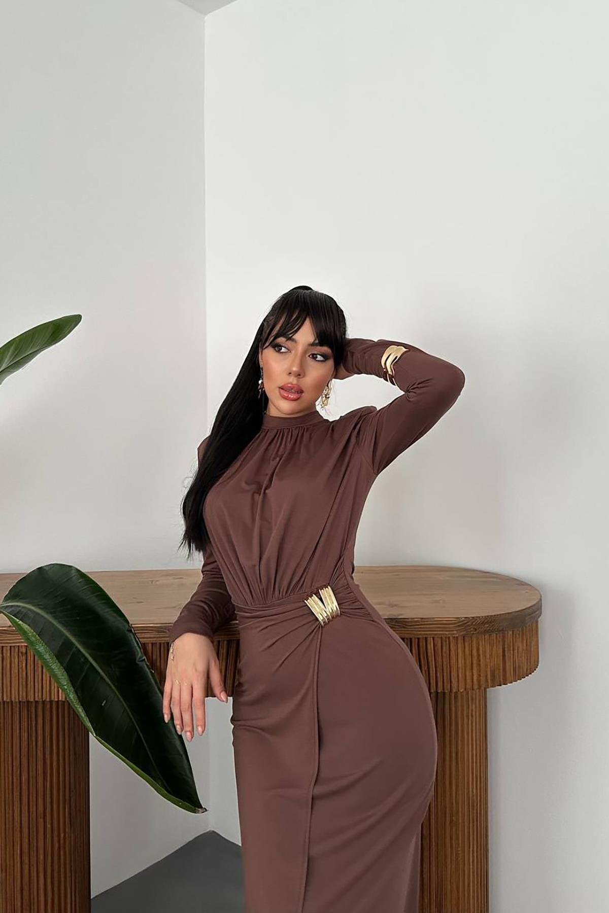 Toptan Kahverengi Beli Tokalı Elbise