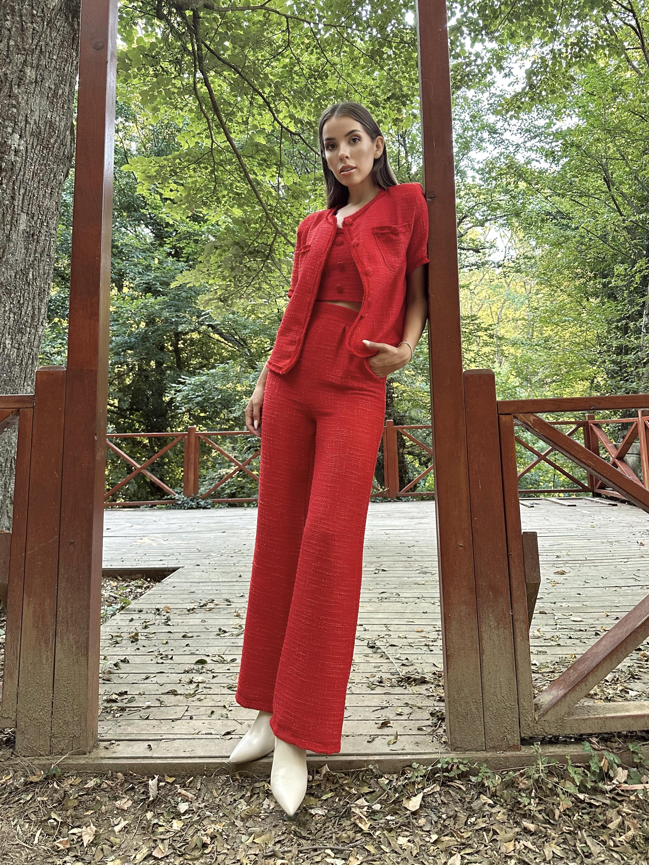 Toptan Kırmızı Askılı Büstiyer Ceket Ve Pantolon Takım