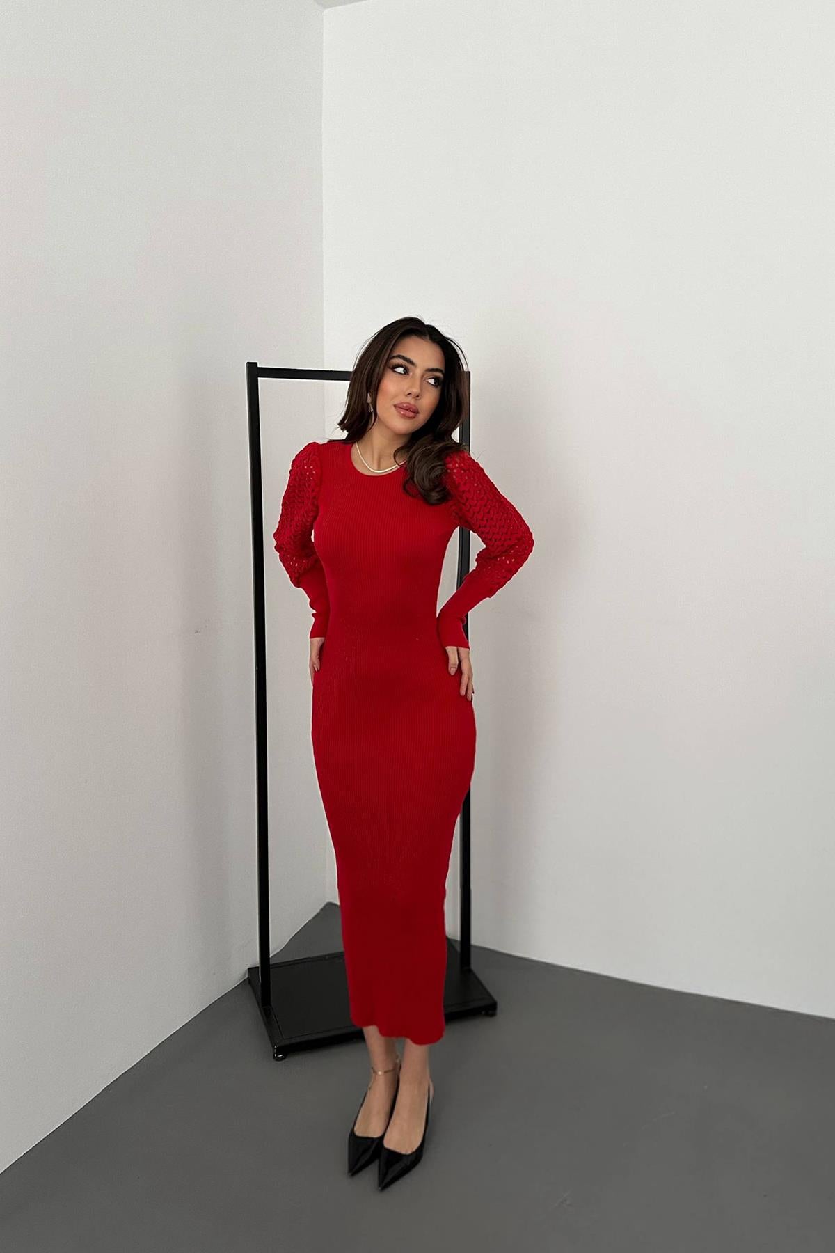 Toptan Kırmızı Kolları Örgülü Triko Elbise