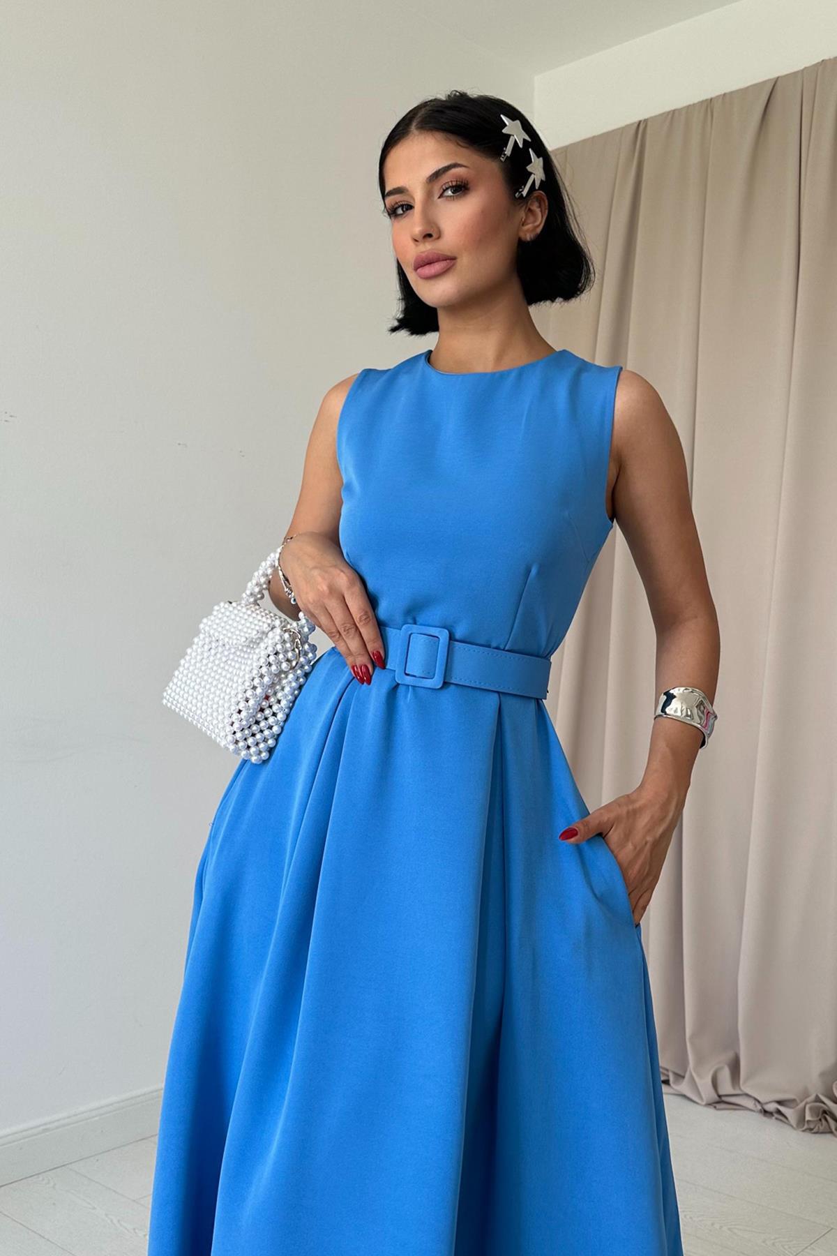 Toptan Mavi Halter Yaka Kloş Elbise